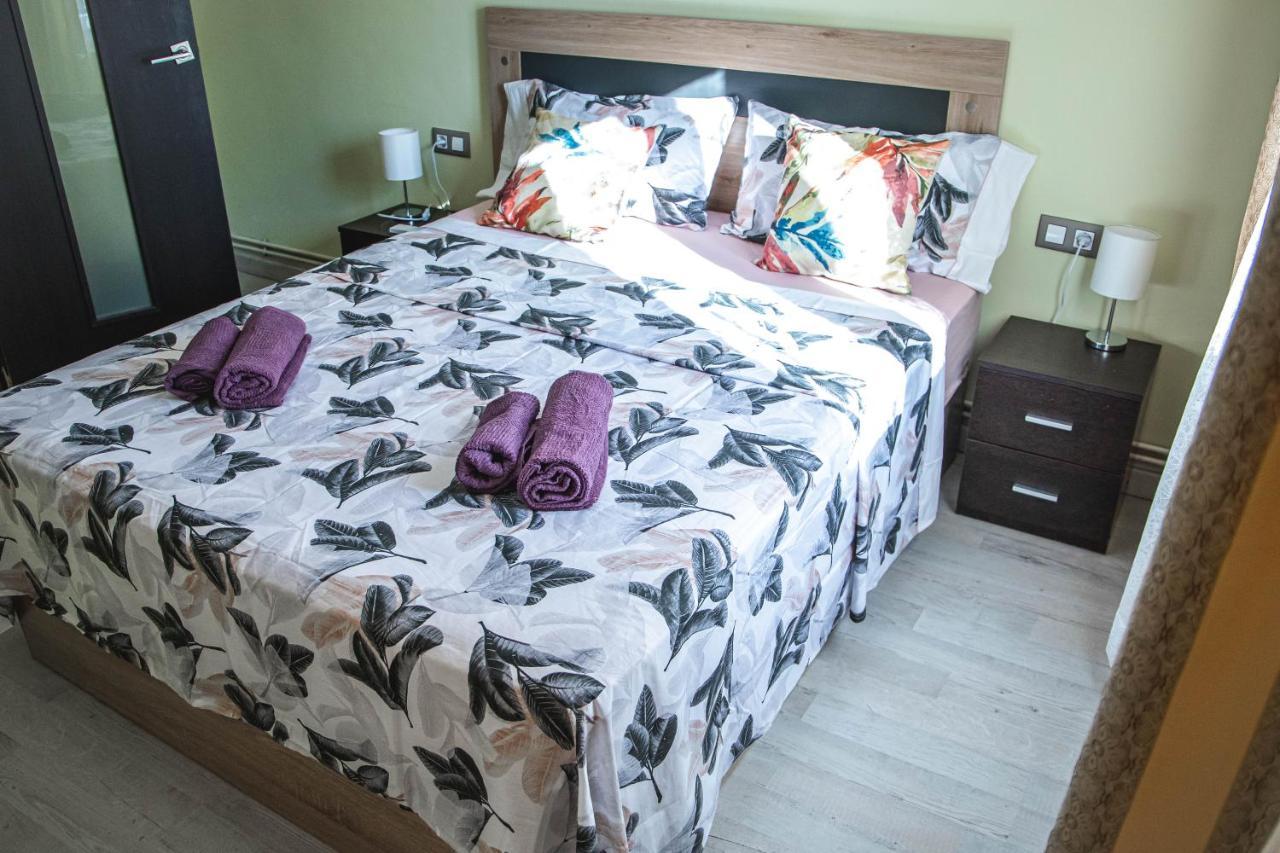 Apartments Relax Салоу Экстерьер фото