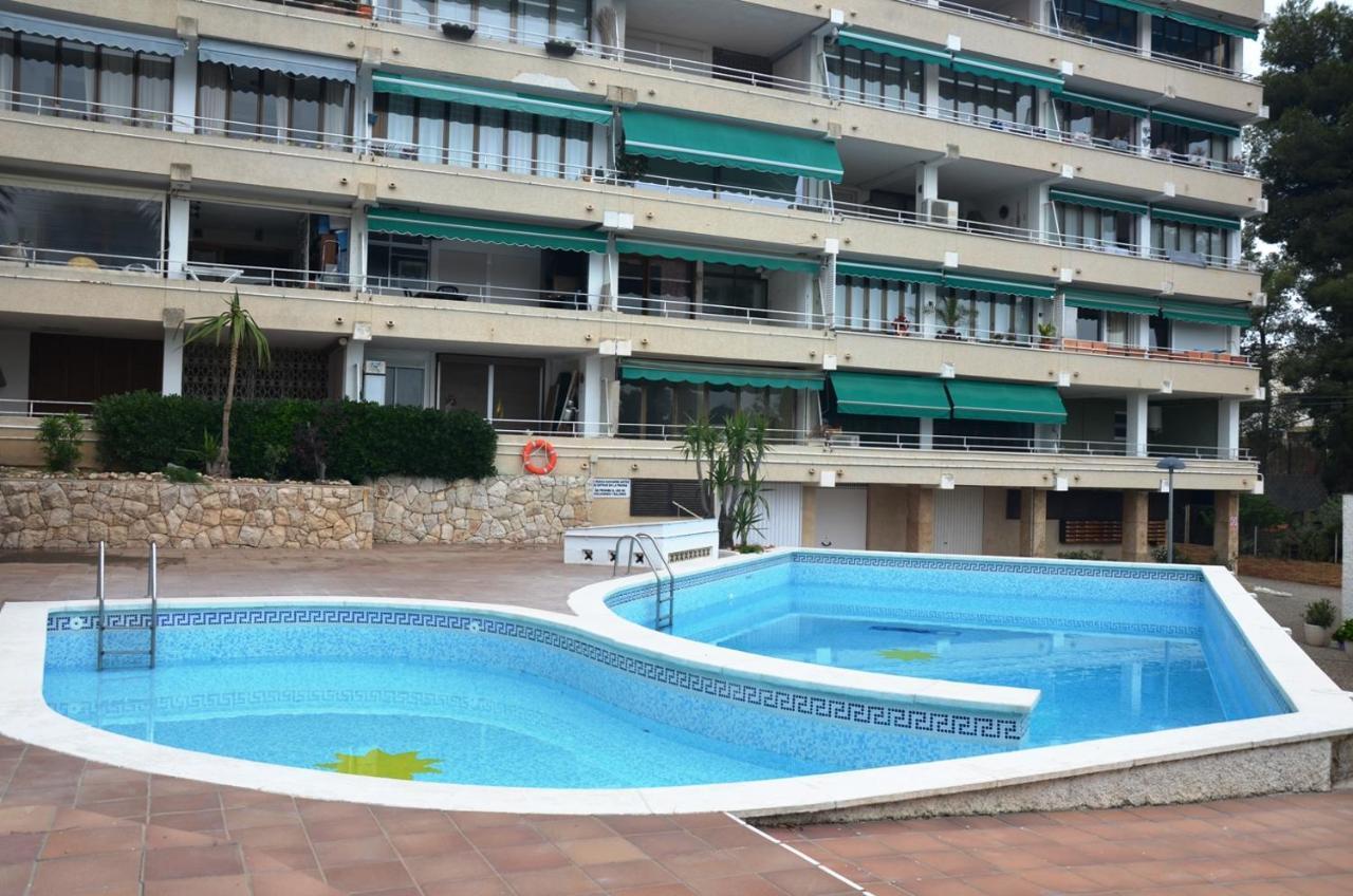 Apartments Relax Салоу Экстерьер фото