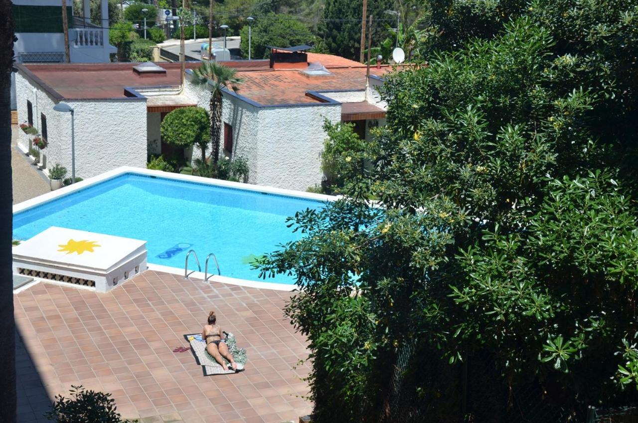 Apartments Relax Салоу Экстерьер фото